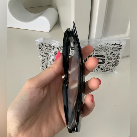 KITS Runway Sun Black Womens Sunglasses BRAND NEW - Picture 14 of 14